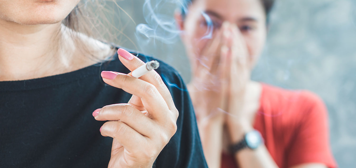 Find out the best tricks to get rid of the smell of cigarette smoke from your car